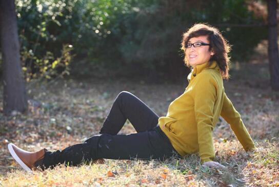 环境污染问题已经是全球性的问题,伴随着环境污染而产生的能源紧缺,二氧化碳排放量高导致全球气候变暖,雾霾等一系列问题日趋严重,每个国家都积极出台策略以应对全球能源和环境问题,协同治理,共享美好生态。